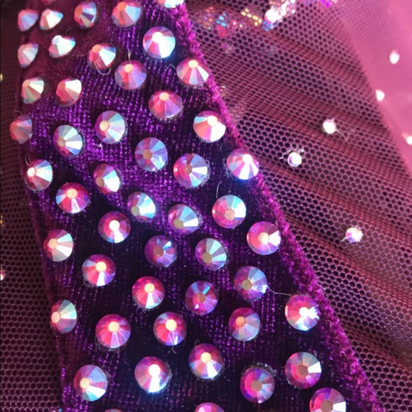 Youth medium la dance designs Leo - Picture 5 of 6